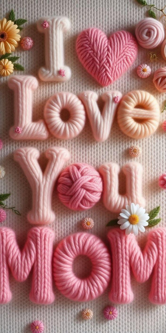 I Love You Mom Knitted Heart Wallpaper